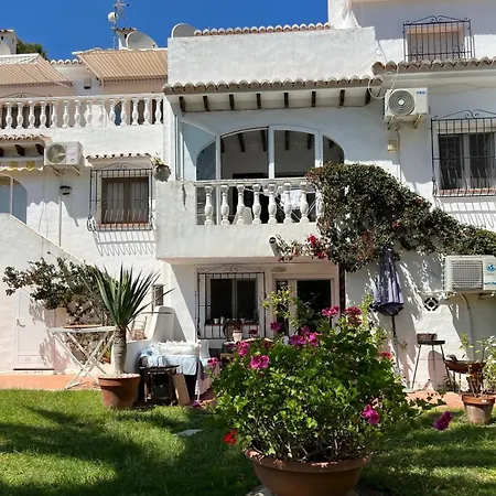 Tranquil Setting Апартаменты *